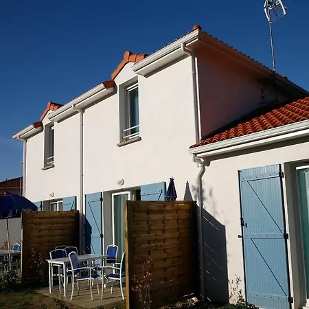 With Terrace At 600 M From Vakantiehuis *