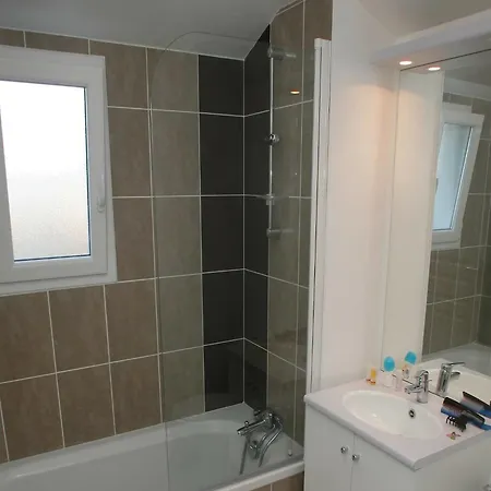 With Terrace At 600 M From Vakantiehuis *